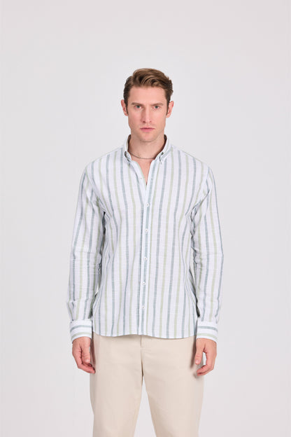 قميص قطني بني مخطط عريض بأكمام طويلة