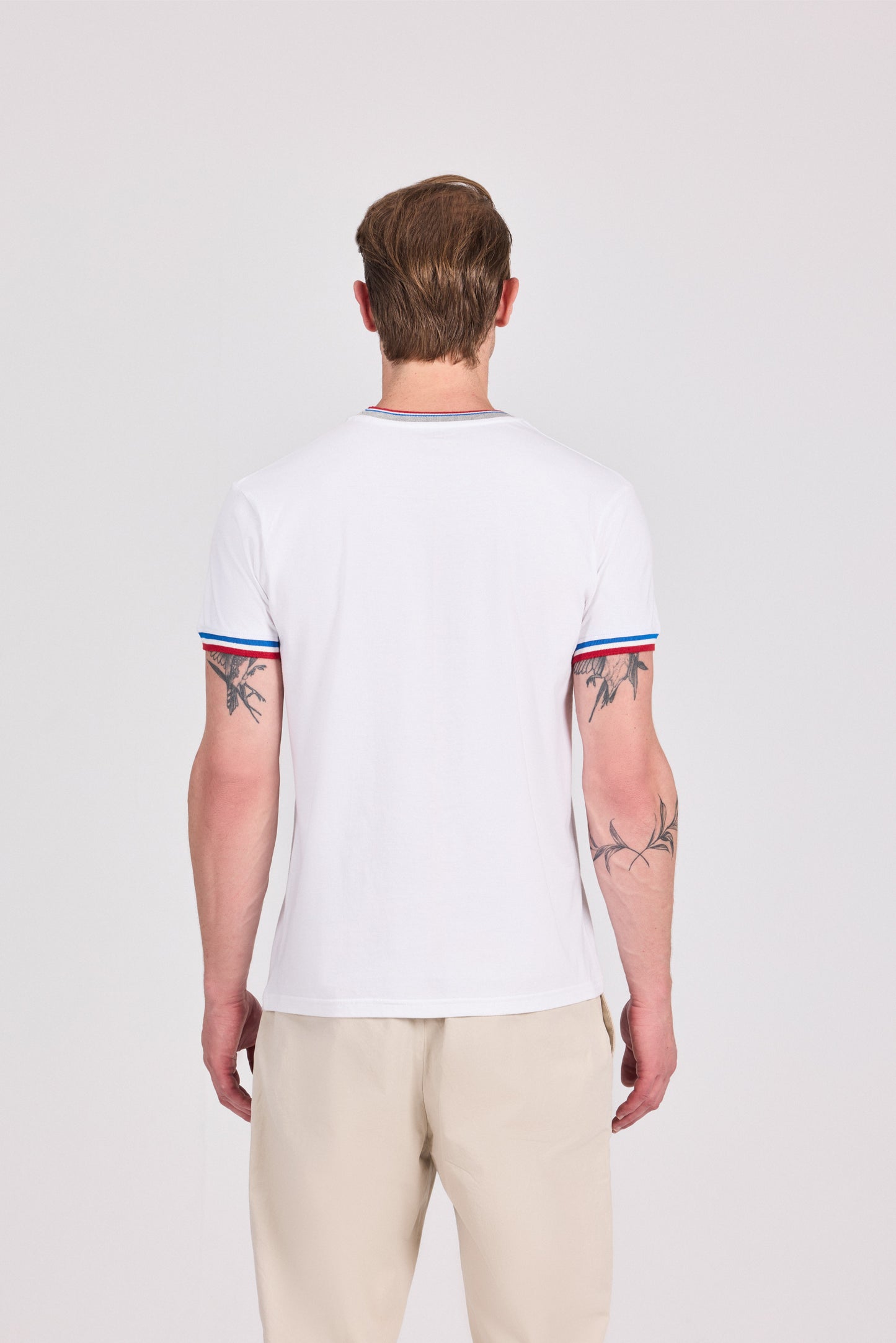 تي شيرت بيرسولا قطني أسود إيطالي