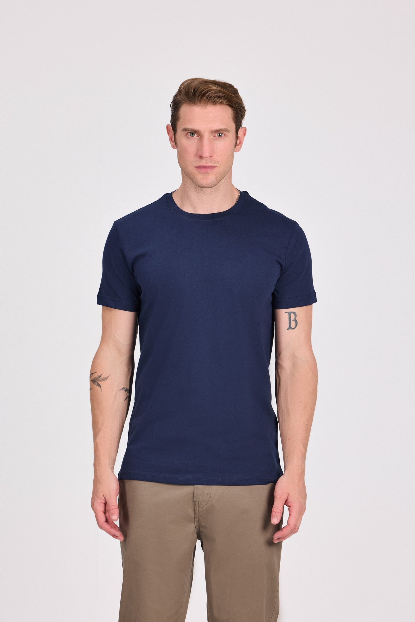 تي شيرت بيرسولا أسود 100% قطن