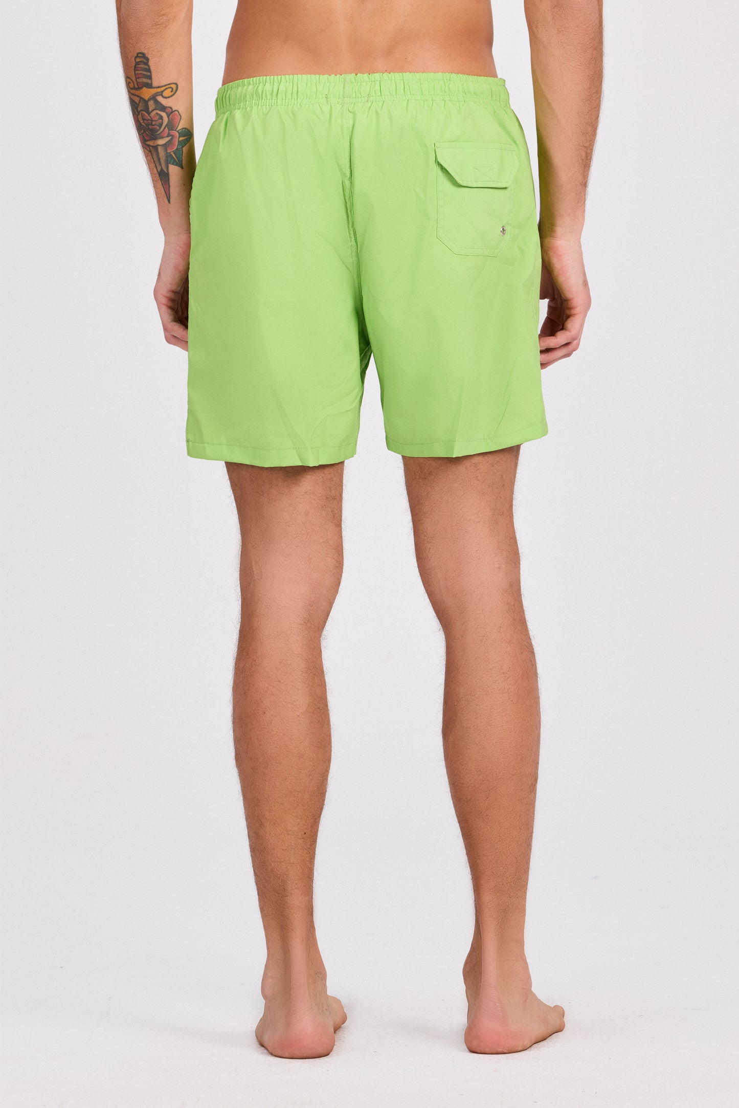 ملابس سباحة سادة باللون الوردي الفاتح