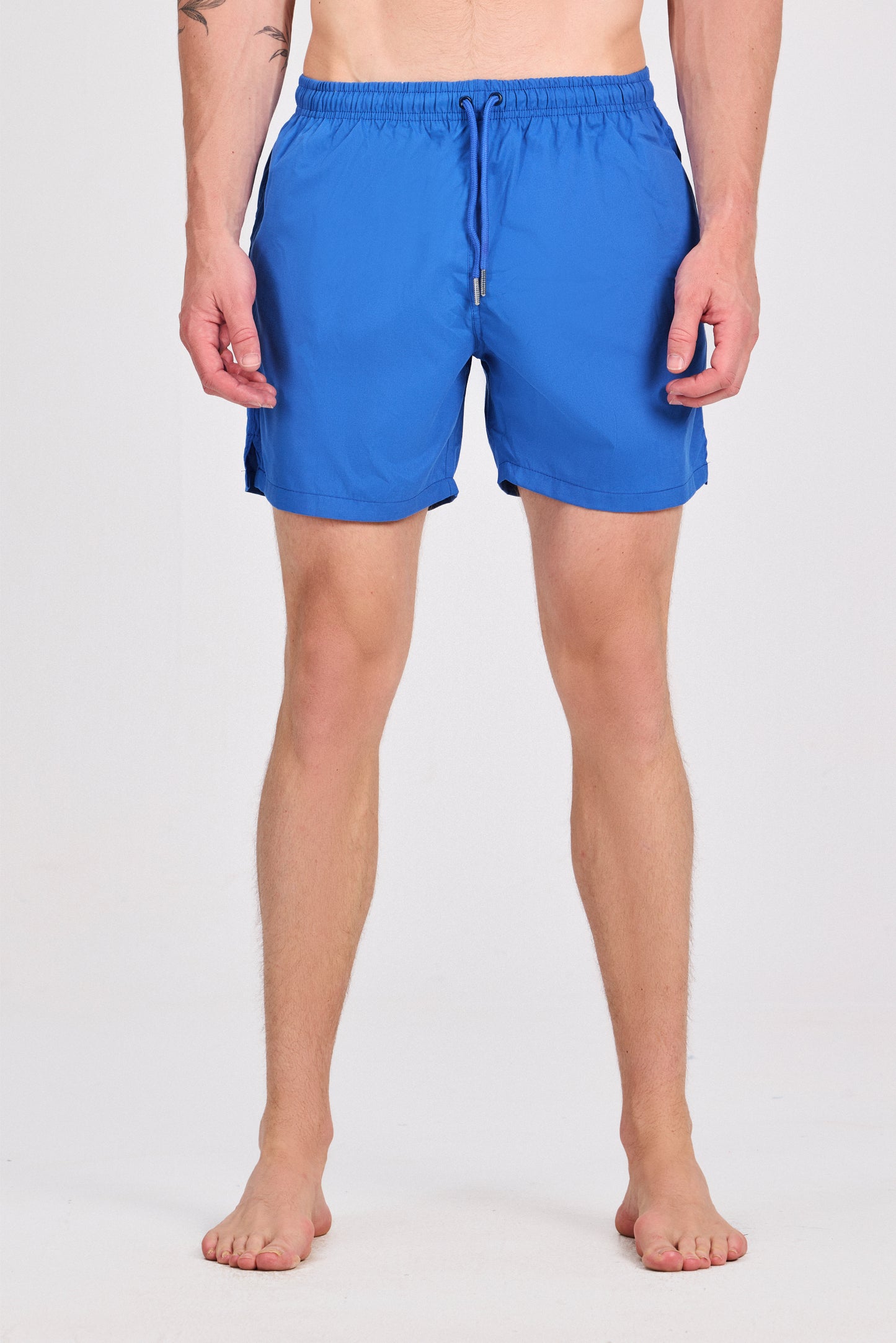 ملابس سباحة سادة باللون الوردي الفاتح