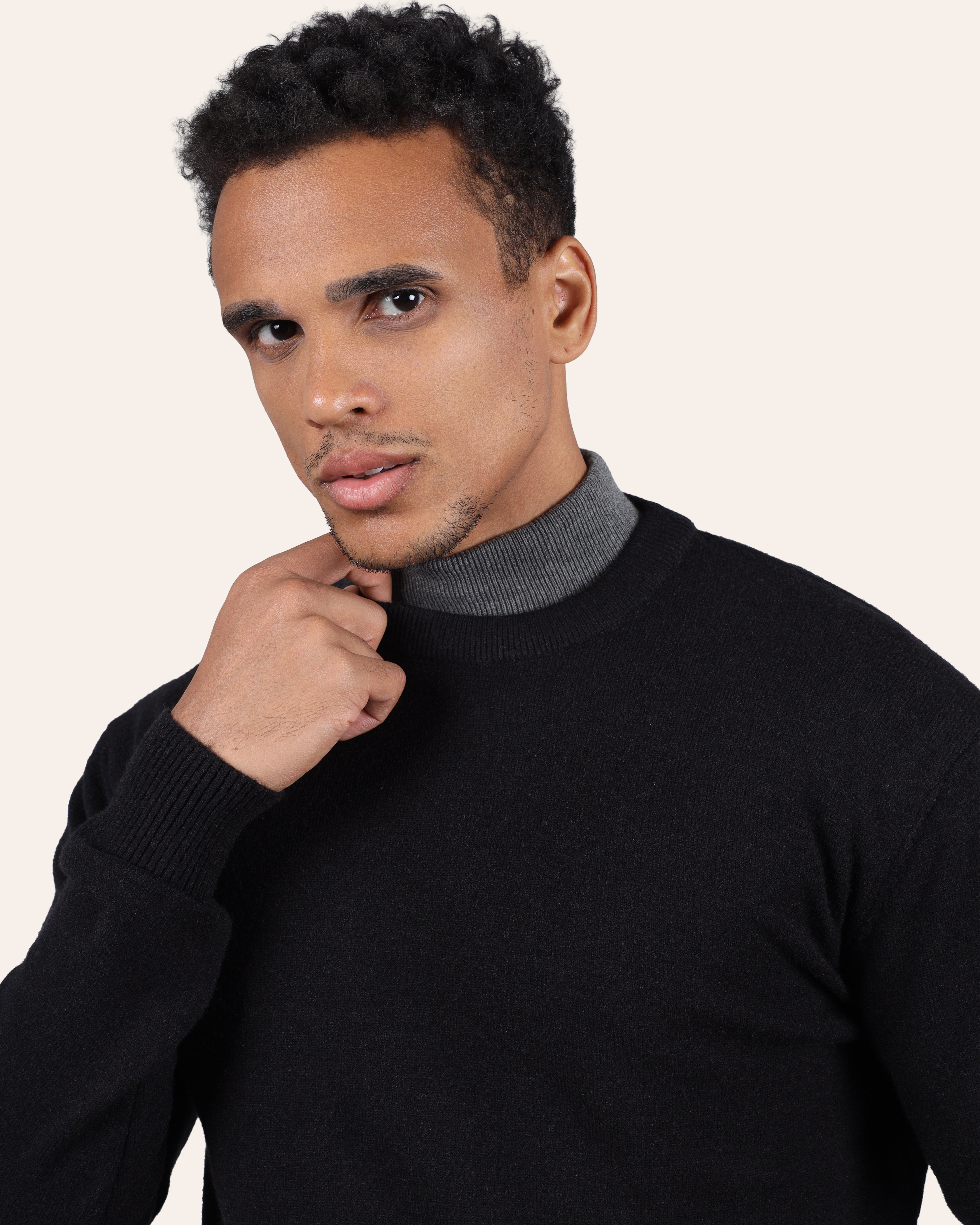 Wool Knitted Sweater - Black
