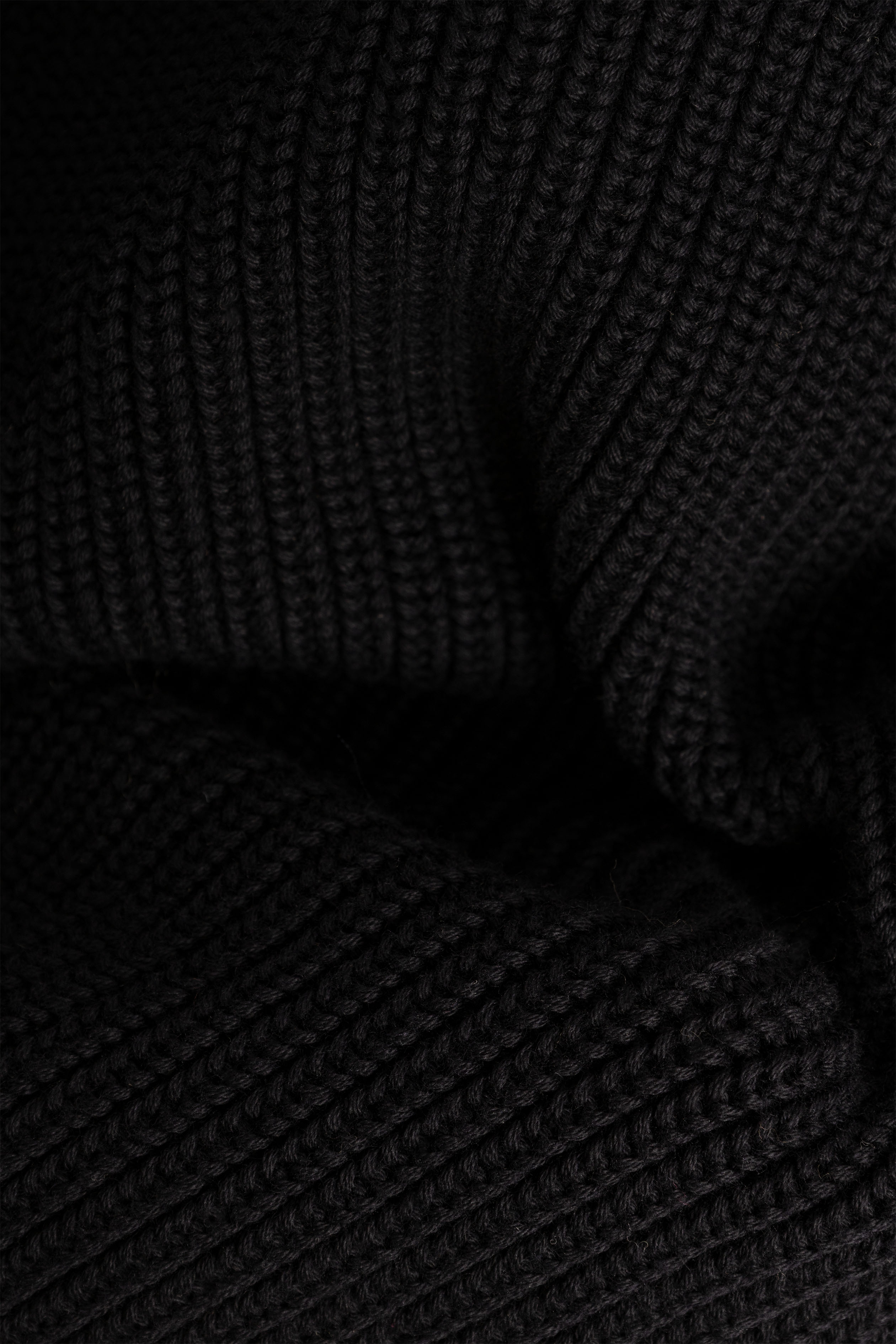 Purl Knit Sweater - Black